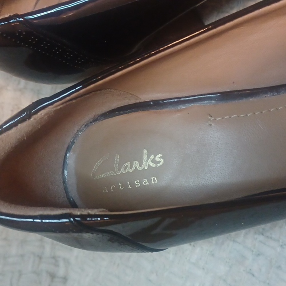 Clarks Black Patent Tarah Sofia  Leather Heels - Picture 3 of 9